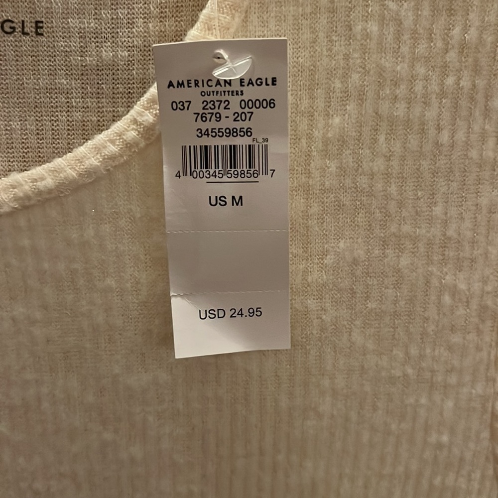 American Eagle Women’s cropped Top - Picture 4 of 4